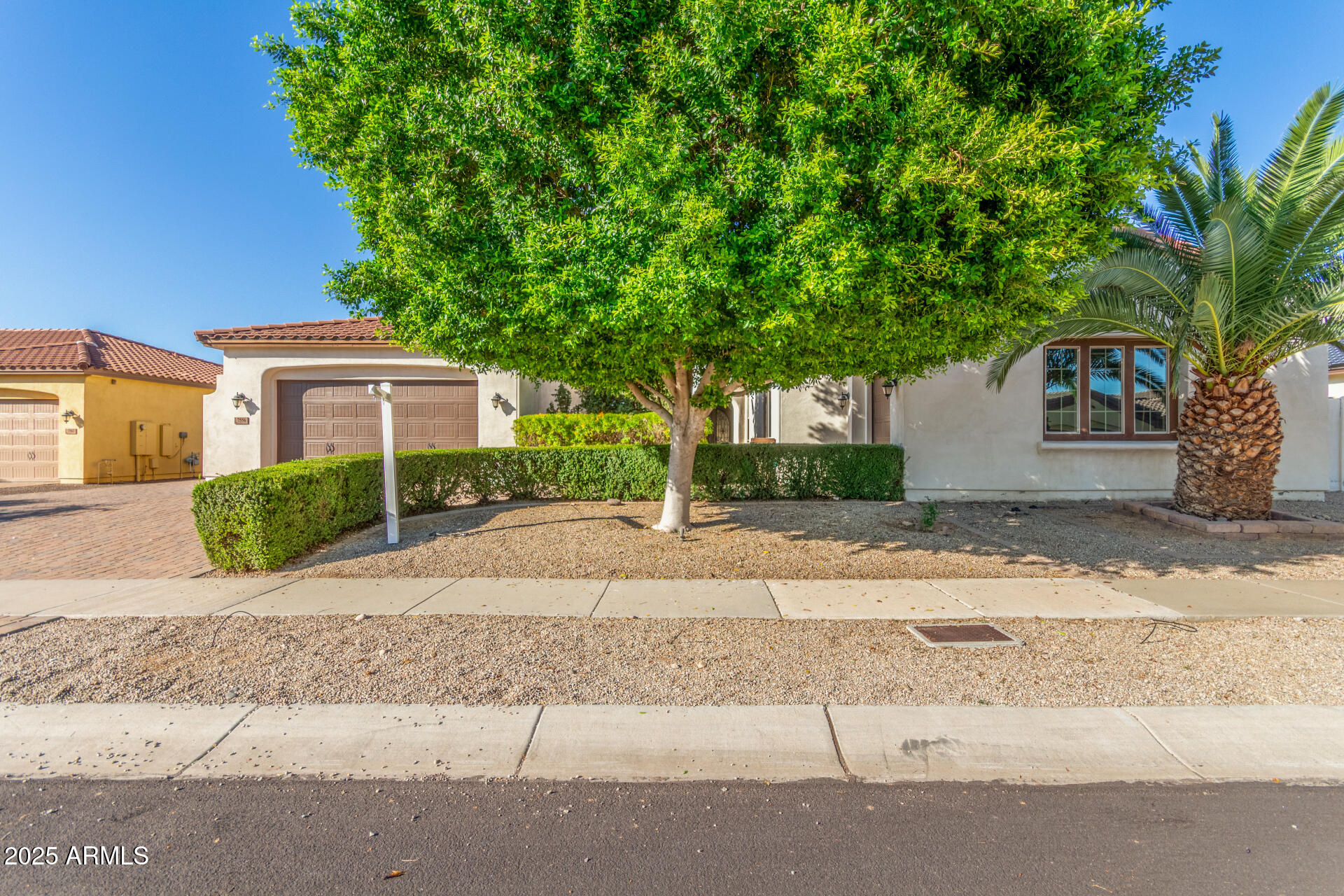 7556 W CRYSTAL Road, Glendale, AZ 85308