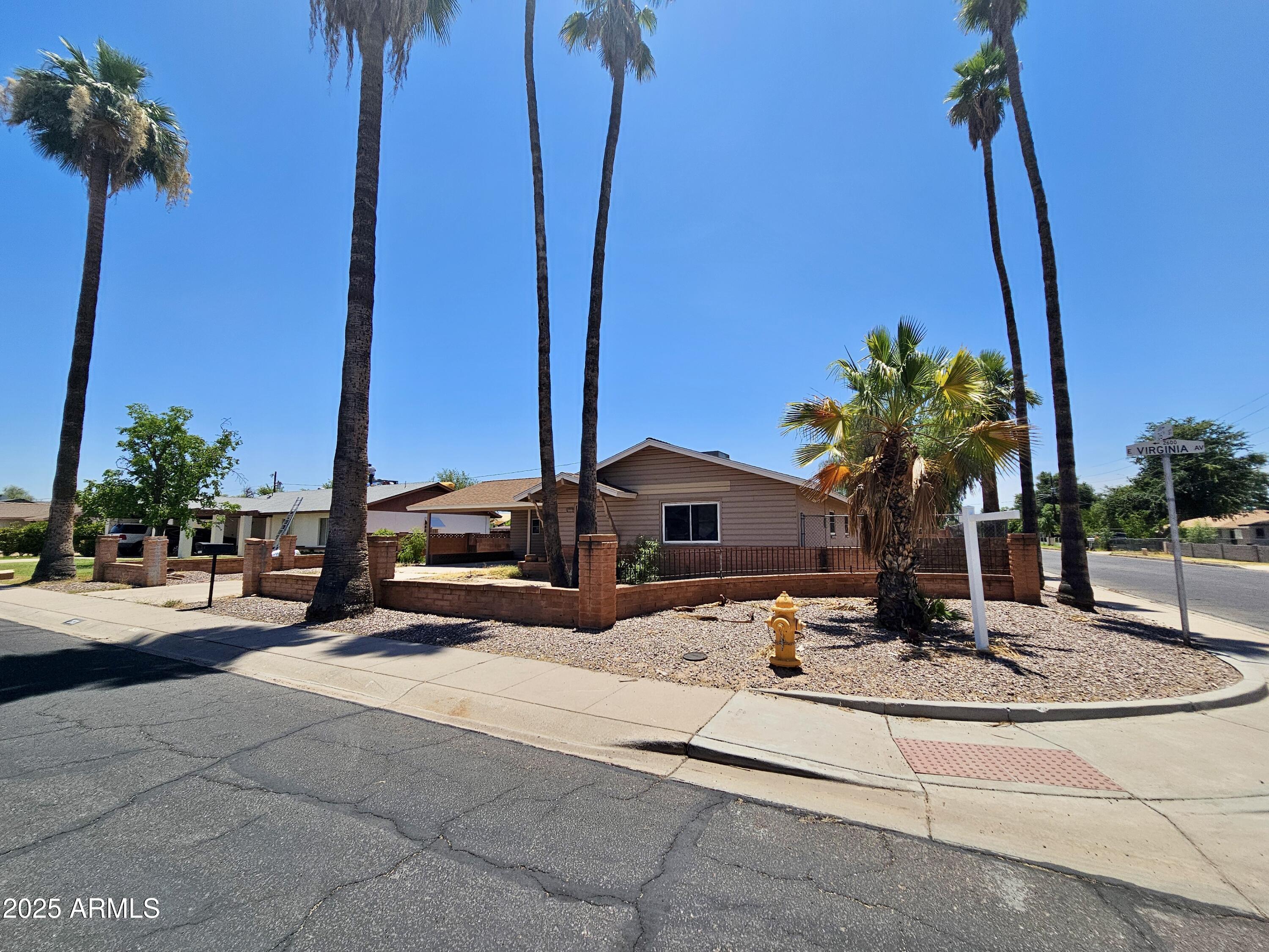 2601 E VIRGINIA Avenue, Phoenix, AZ 85008