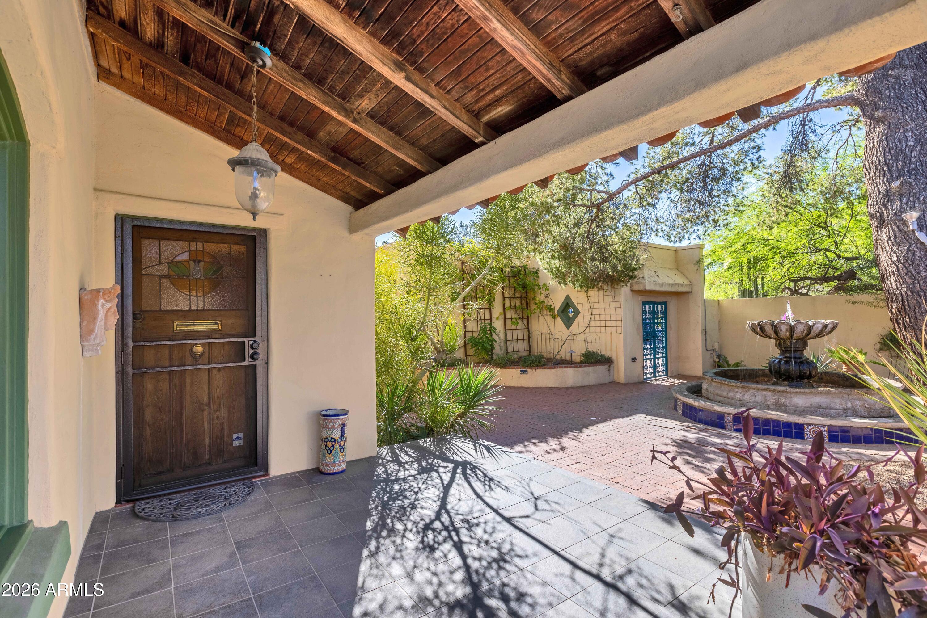 1925 E LEE Street, Tucson, AZ 85719