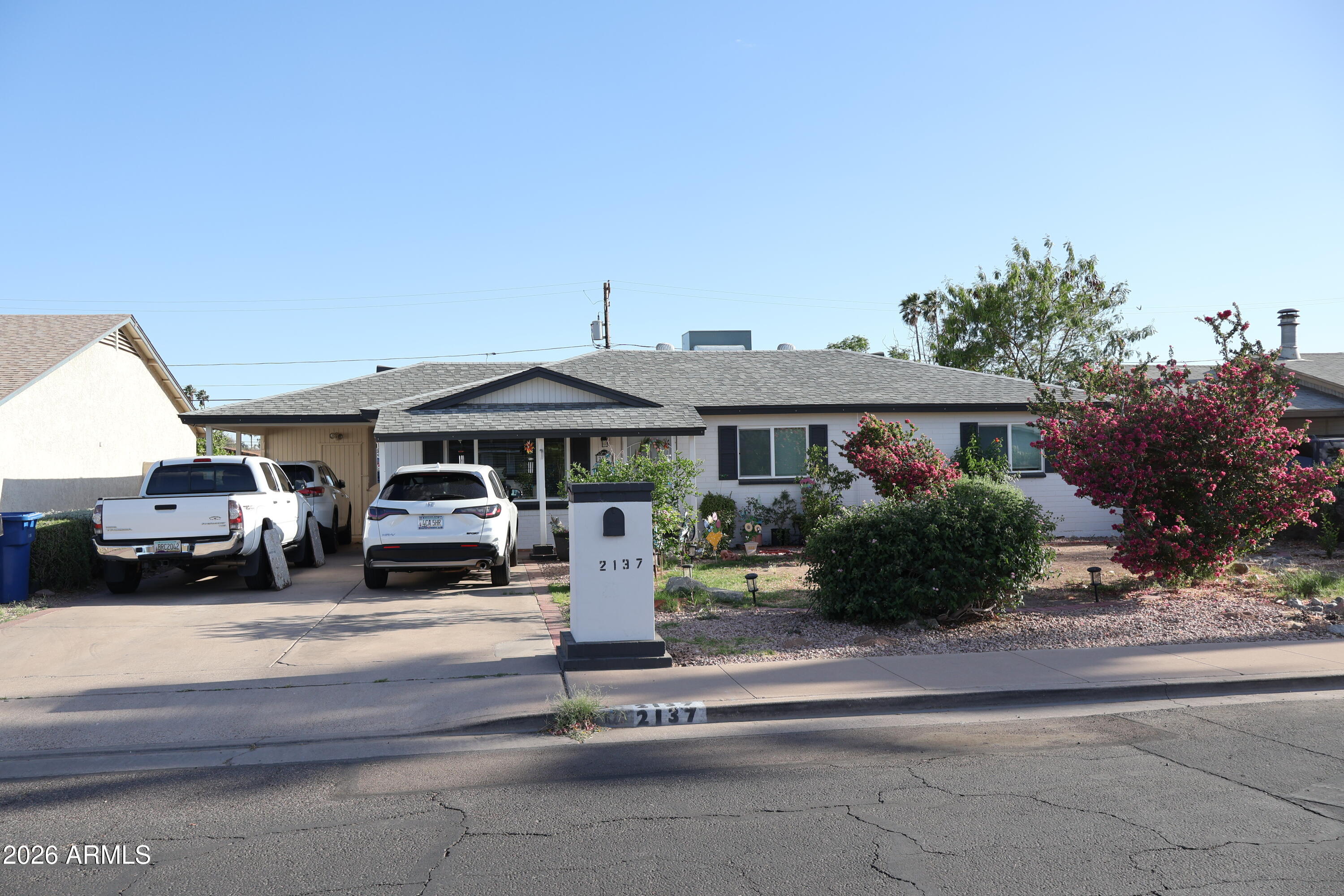 2137 W 1ST Place, Mesa, AZ 85201