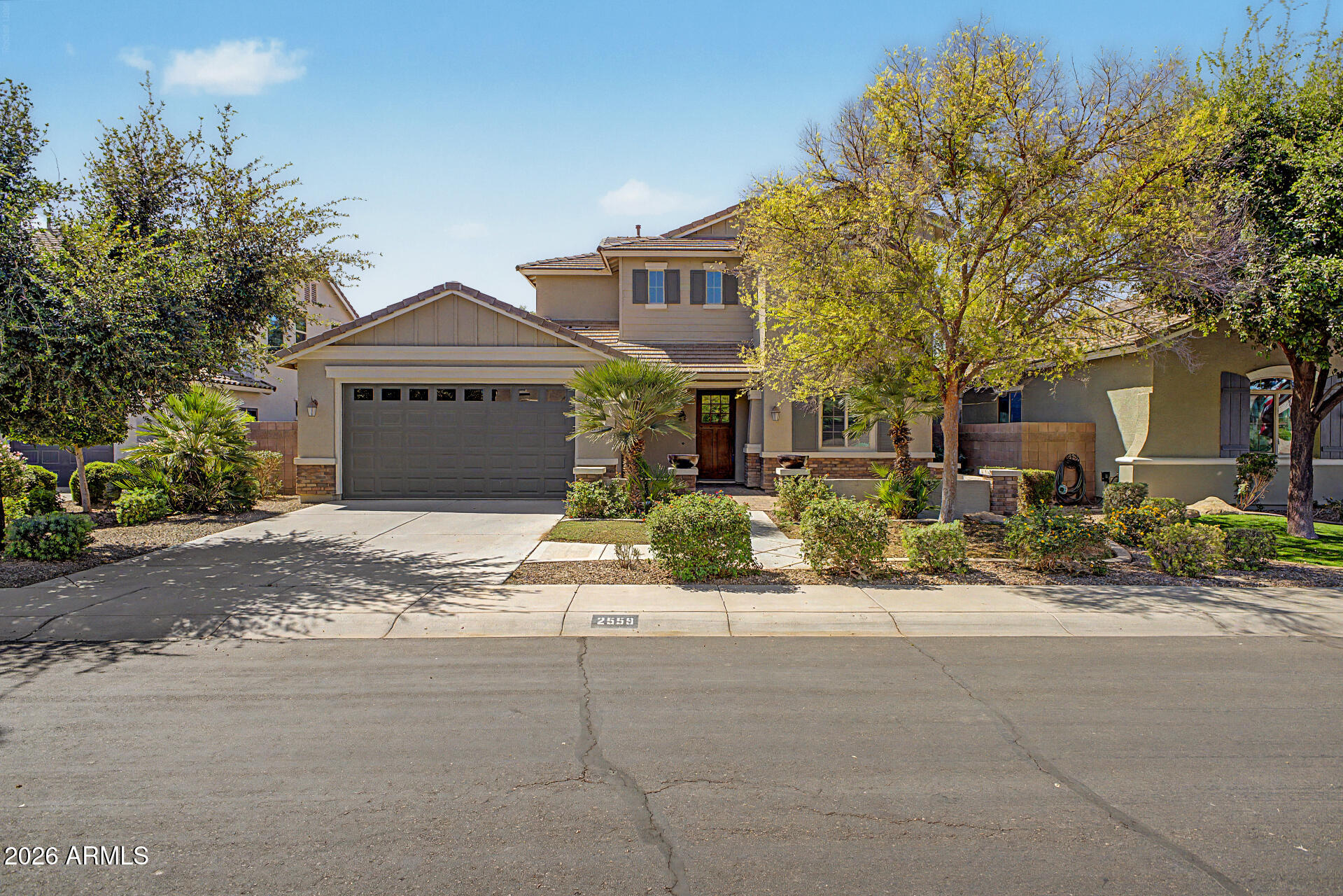 2559 E PENEDES Drive, Gilbert, AZ 85298